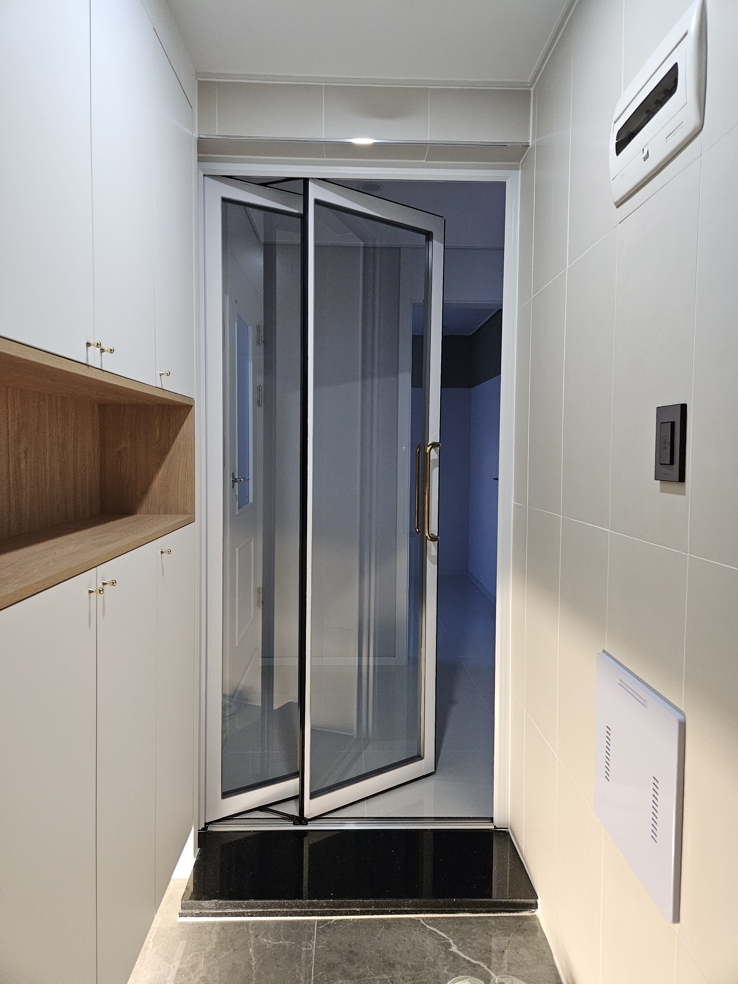 Eager.D Entrance Door Installation for Smarter Residential Spaces