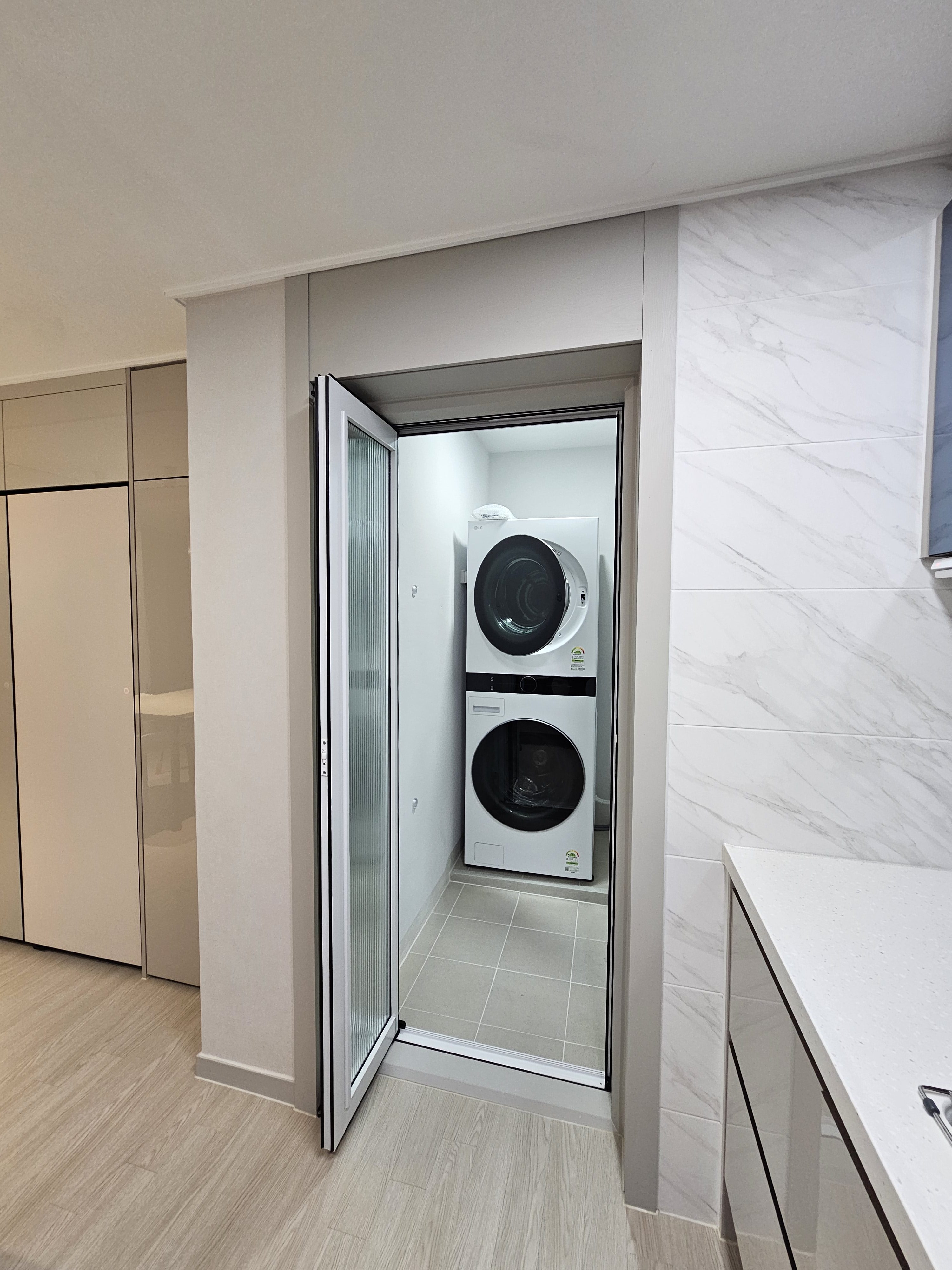 Laundry Room Door Installation for Compact Utility Spaces